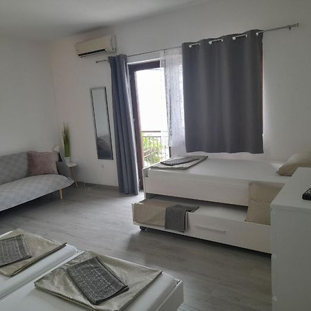 Apartments Stipe Lokva Rogoznica Luaran gambar