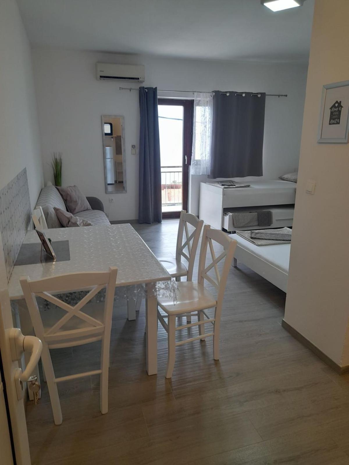 Apartments Stipe Lokva Rogoznica Luaran gambar